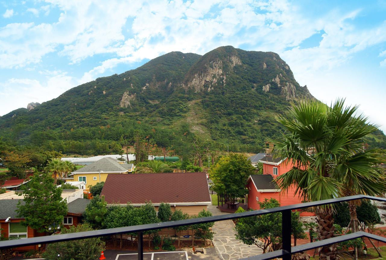 Mirvill Pension & Resort Seogwipo Bagian luar foto