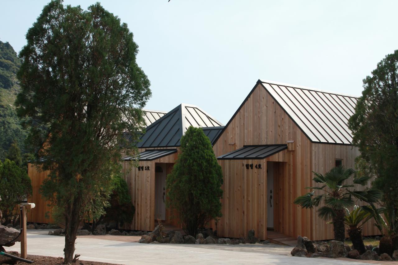 Mirvill Pension & Resort Seogwipo Bagian luar foto