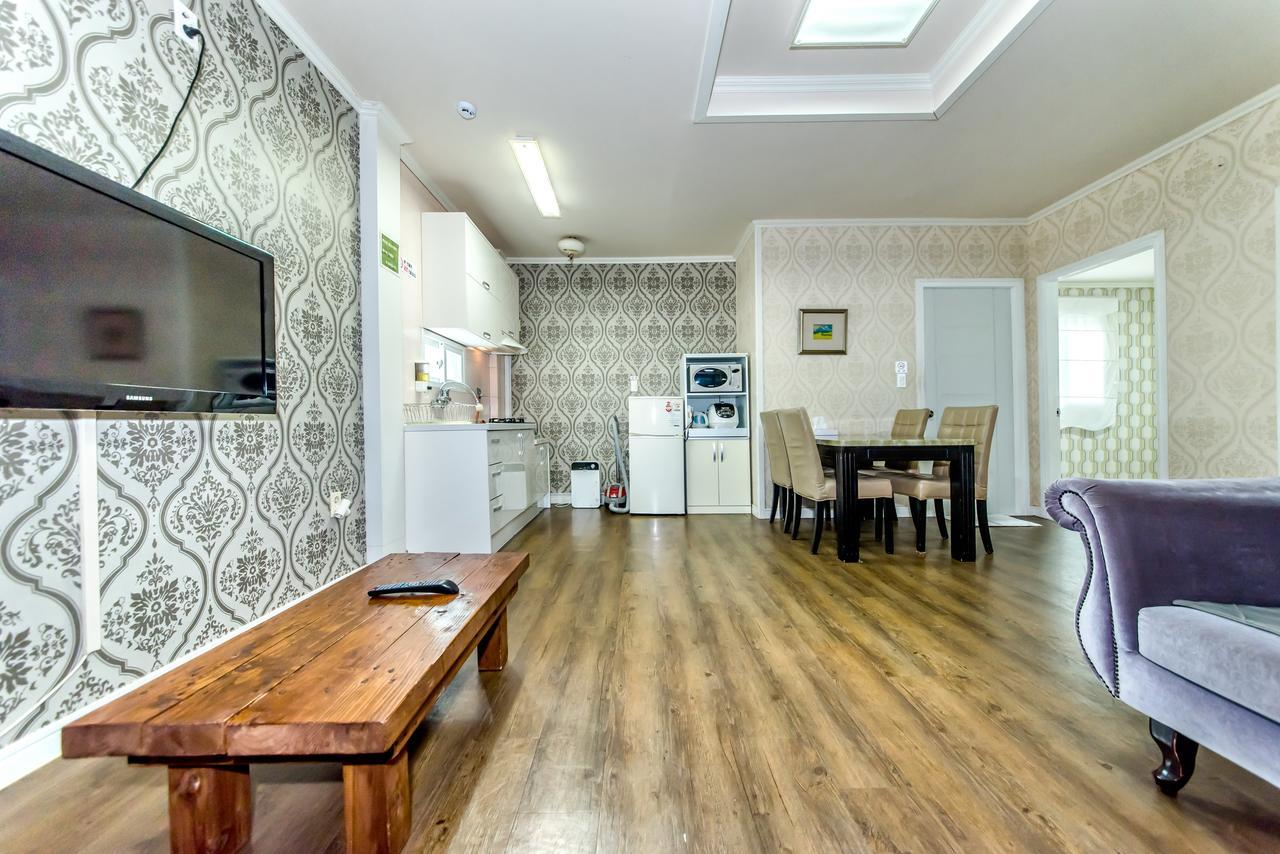 Mirvill Pension & Resort Seogwipo Bagian luar foto