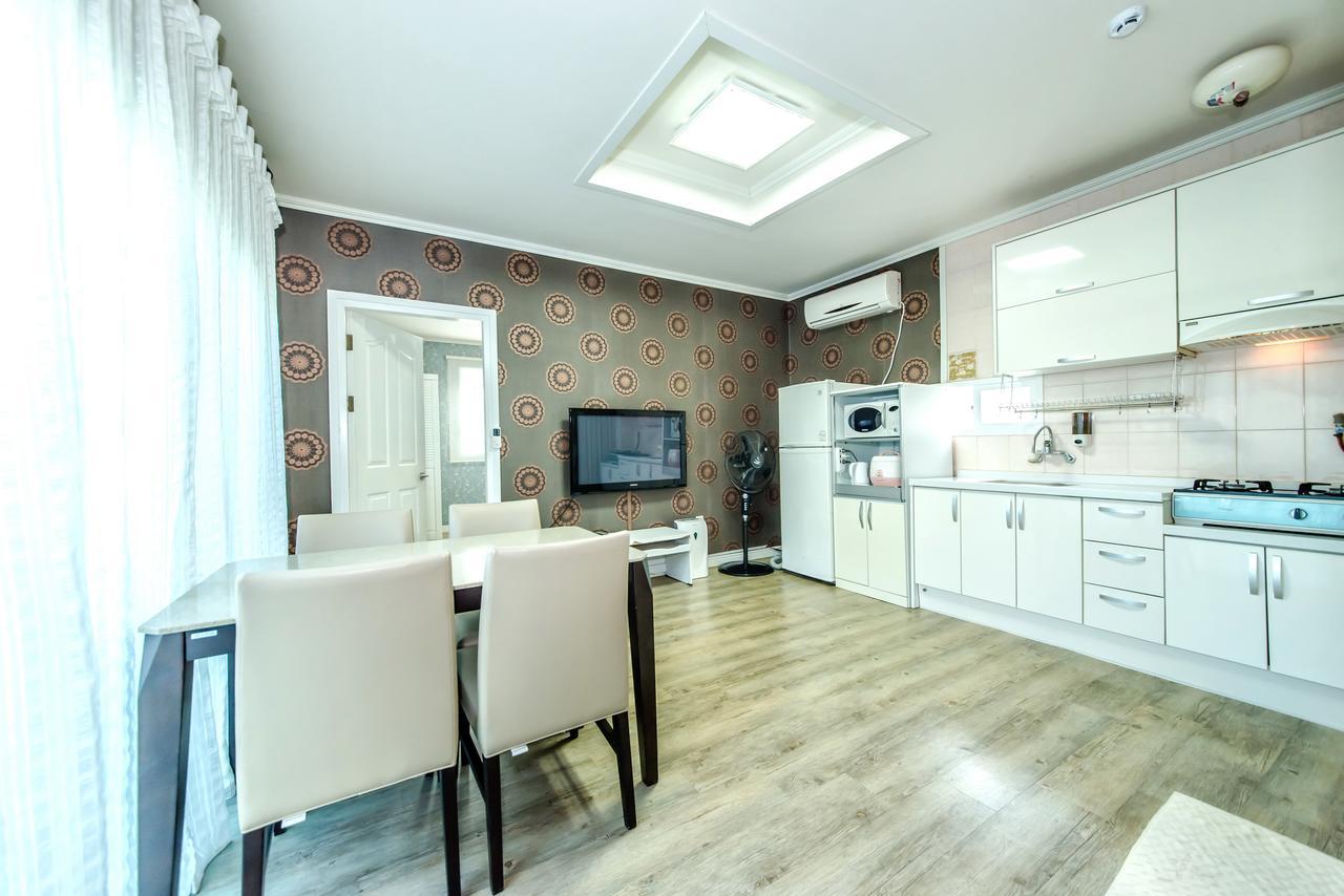 Mirvill Pension & Resort Seogwipo Bagian luar foto