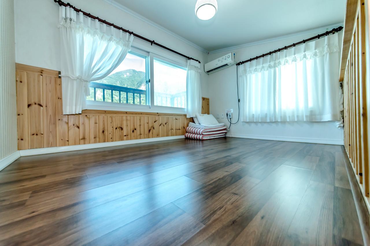 Mirvill Pension & Resort Seogwipo Bagian luar foto
