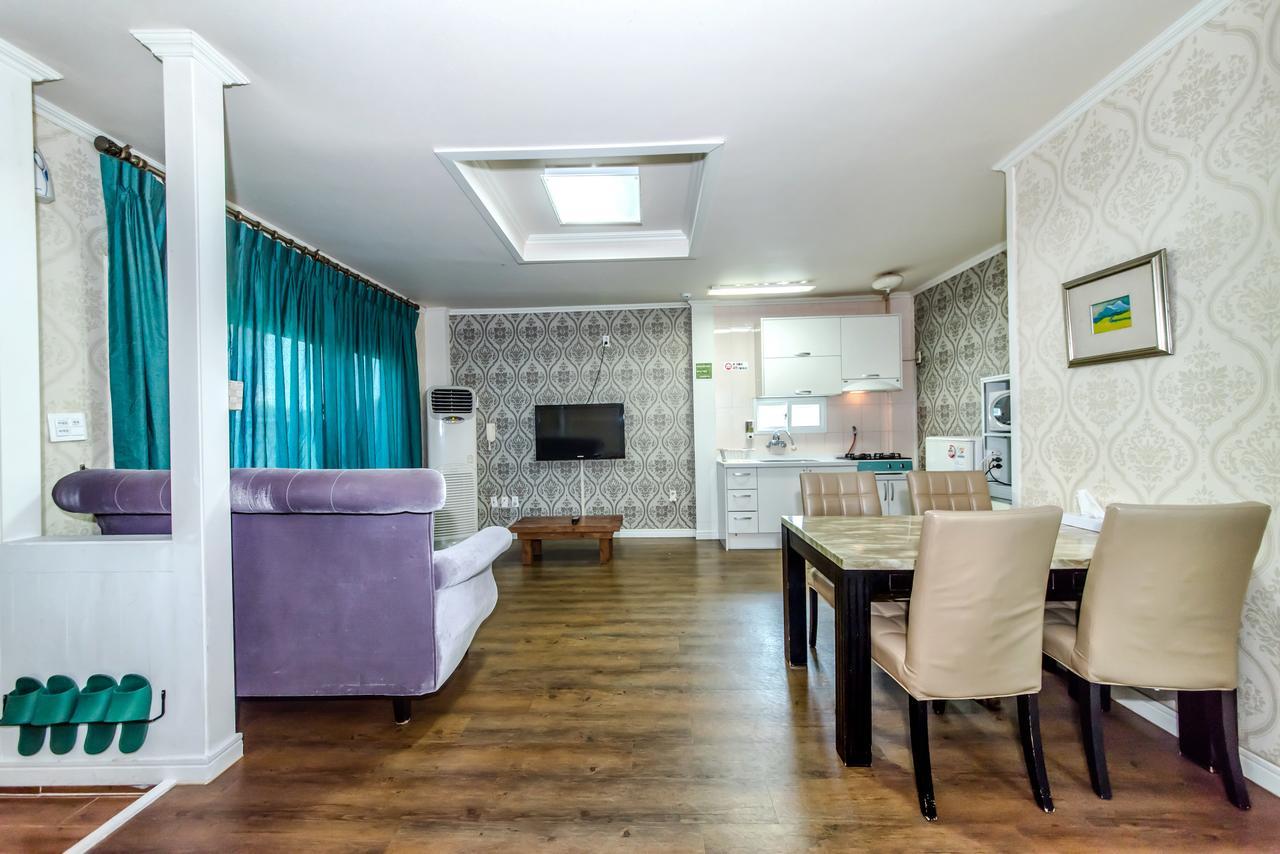Mirvill Pension & Resort Seogwipo Bagian luar foto
