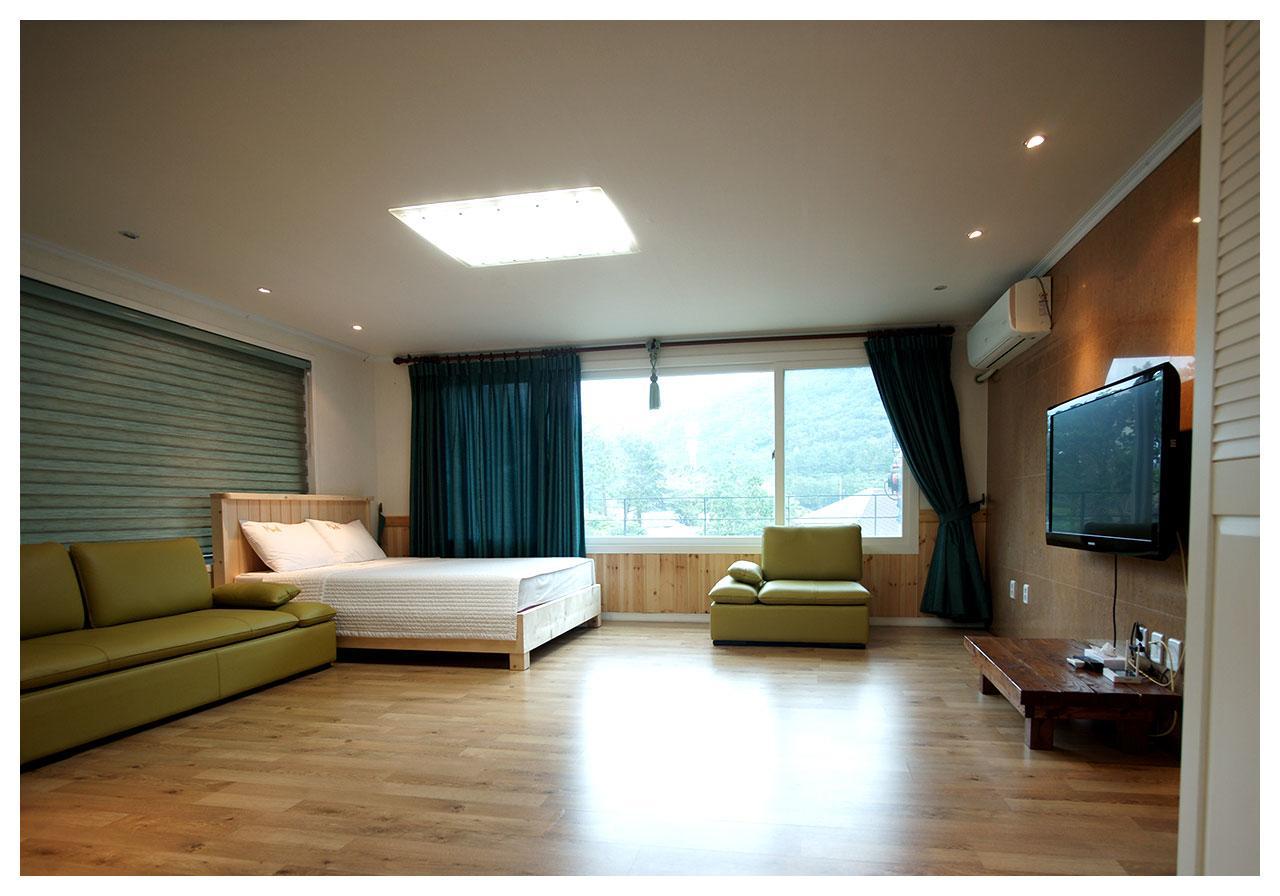 Mirvill Pension & Resort Seogwipo Bagian luar foto