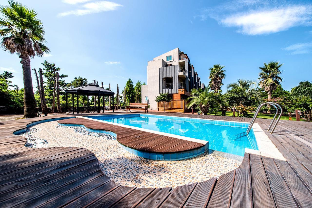 Mirvill Pension & Resort Seogwipo Bagian luar foto